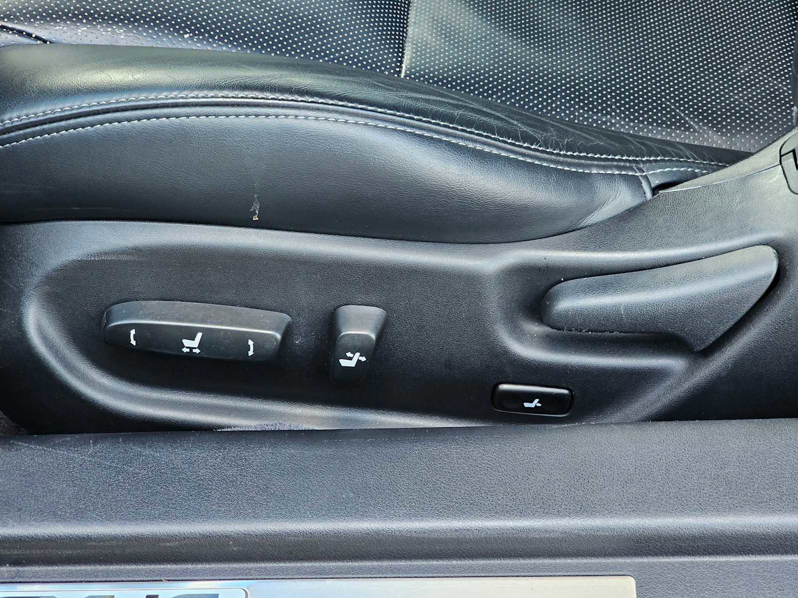 Used 2013 Lexus IS 250C image 23