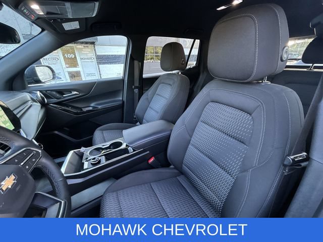 Used 2026 Chevrolet Equinox LT AWD/4WD image 19