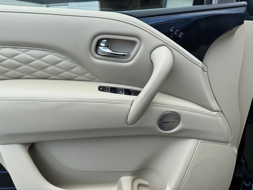 Used 2024 INFINITI QX80 Sensory image 11