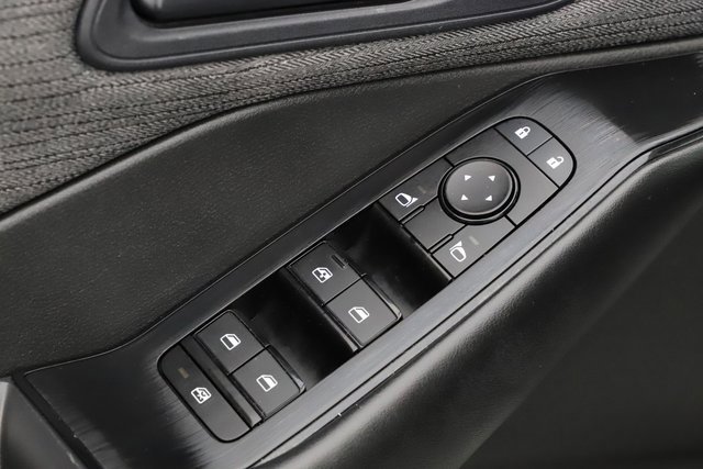 Used 2023 Nissan Rogue S image 17