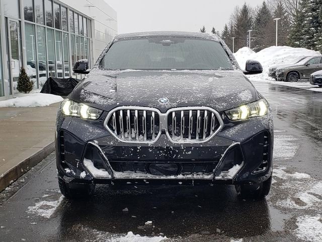 New 2026 BMW X6 xDrive40i w/ Climate Comfort Package image 2