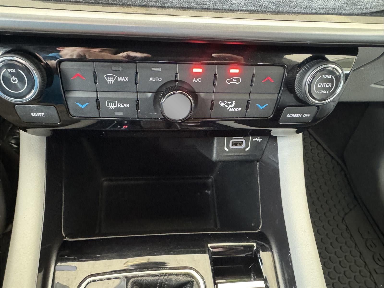 Used 2023 Jeep Compass Latitude w/ Convenience Group AWD/4WD image 25