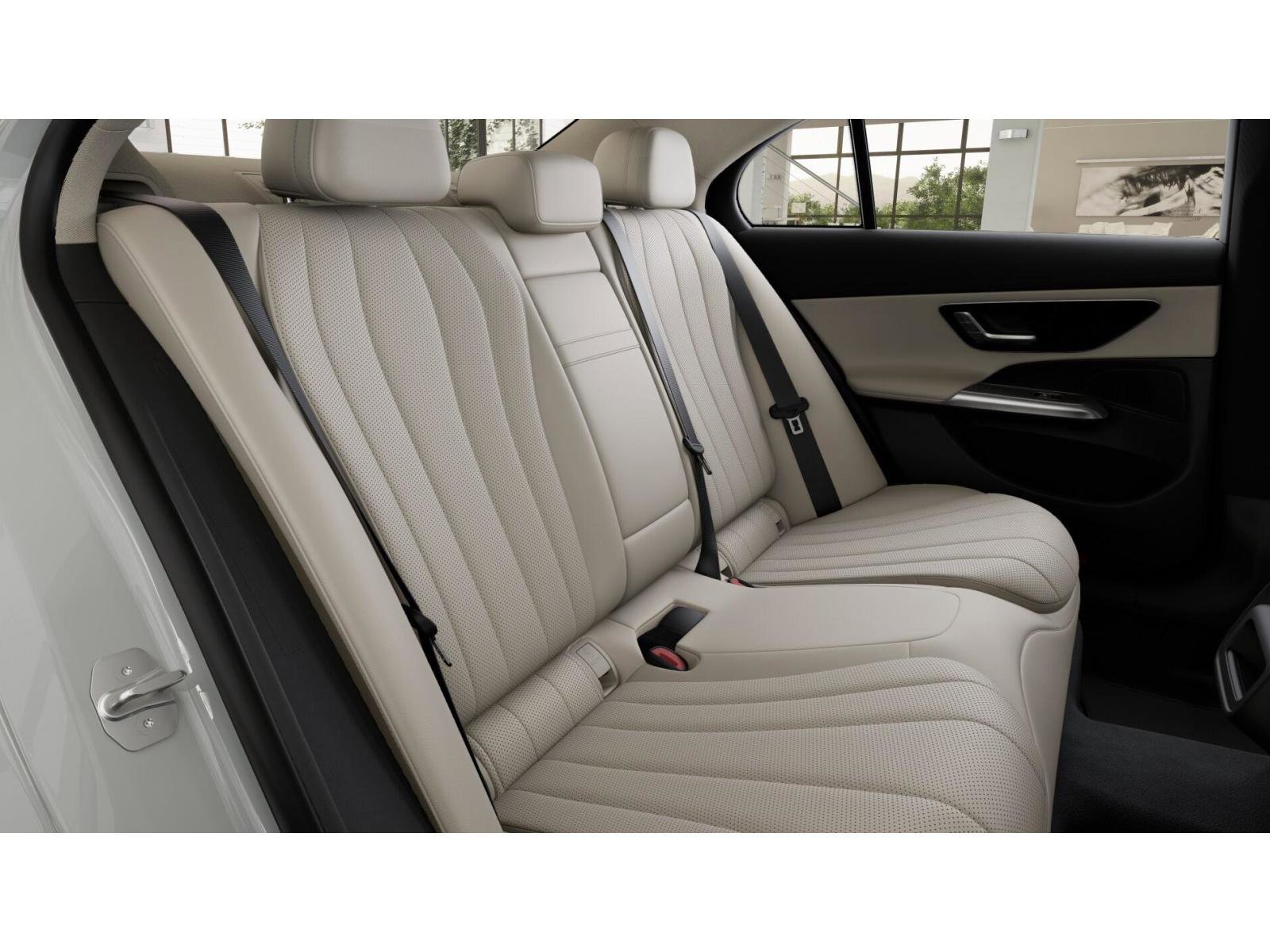 New 2026 Mercedes-Benz E 350 4MATIC Sedan image 5