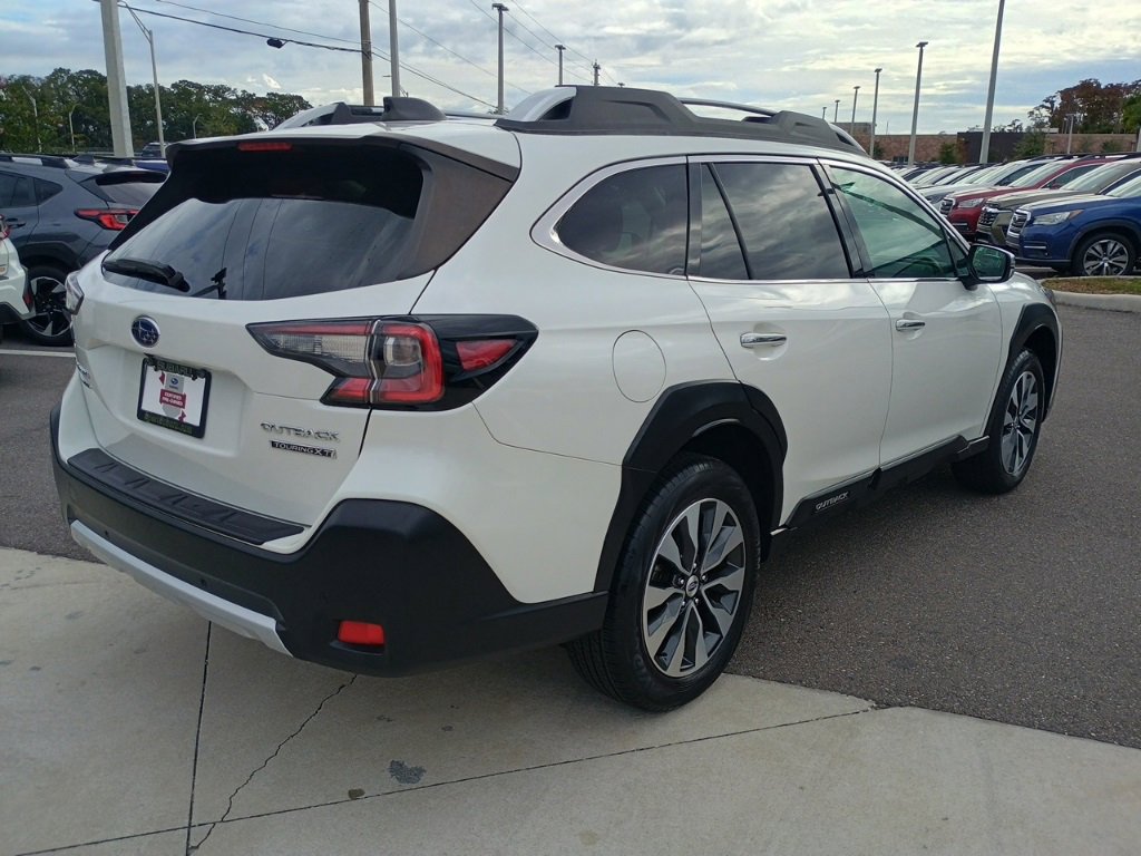 Certified 2023 Subaru Outback Touring XT image 5