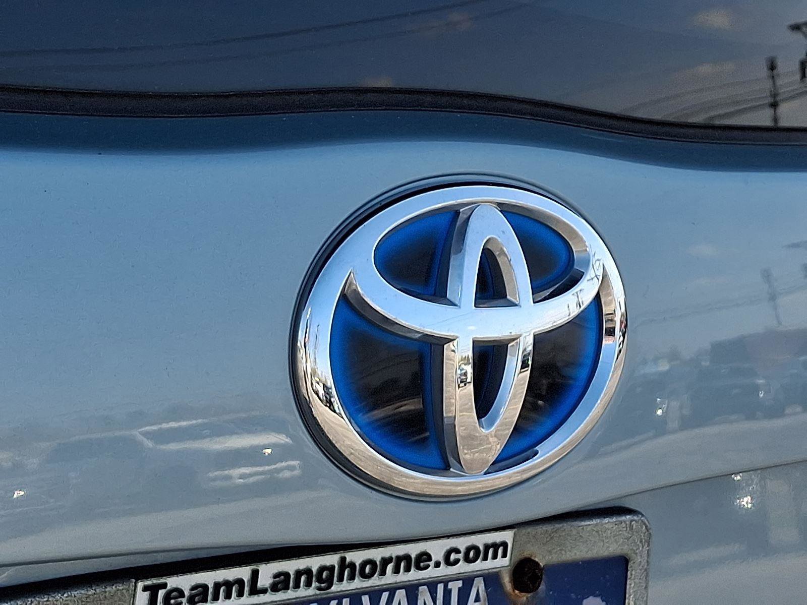 Used 2014 Toyota Prius Two FWD image 29