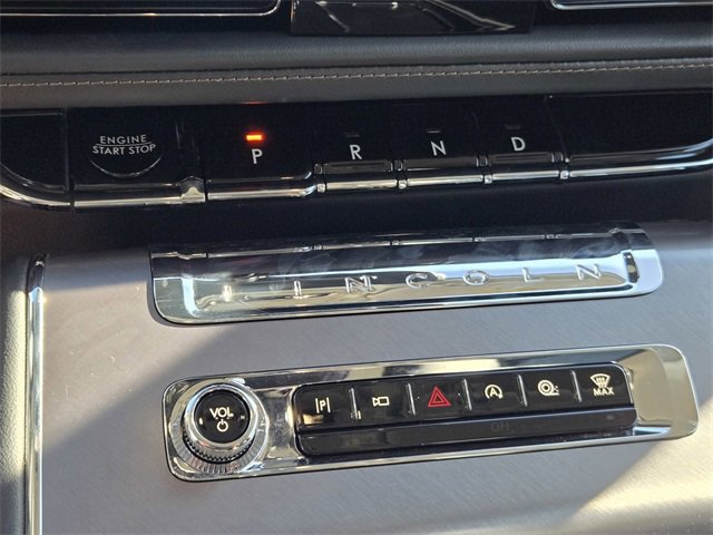 New 2025 Lincoln Aviator Premiere w/ Equipment Group 101A image 19