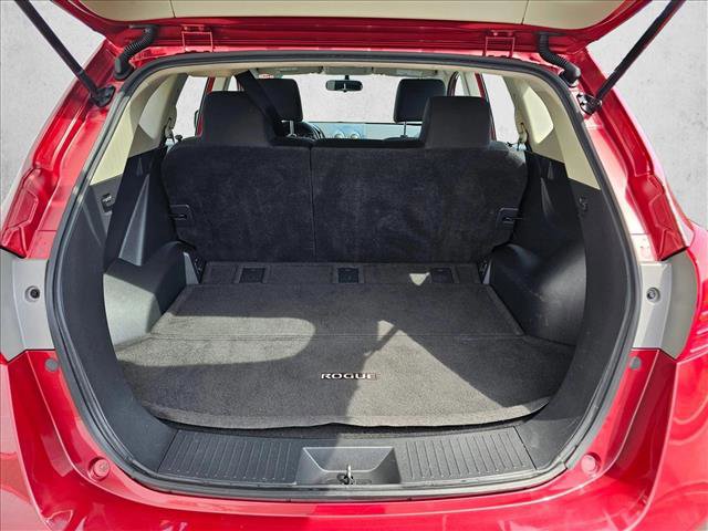 Used 2015 Nissan Rogue S w/ Convenience Package AWD/4WD image 13