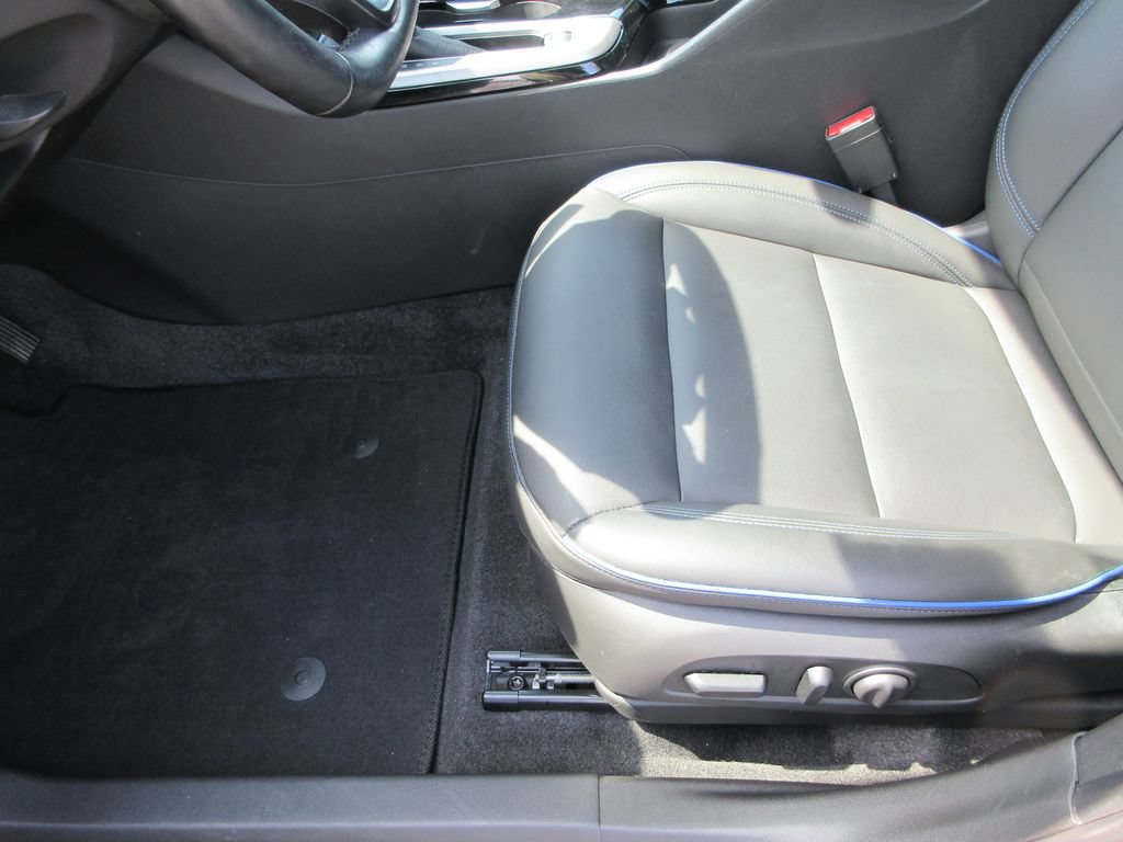Certified 2024 Buick Envista Sport Touring w/ Convenience I Package FWD image 22
