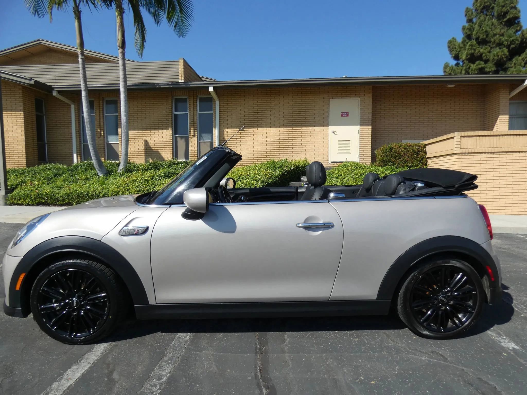 Used 2024 MINI Cooper S image 12