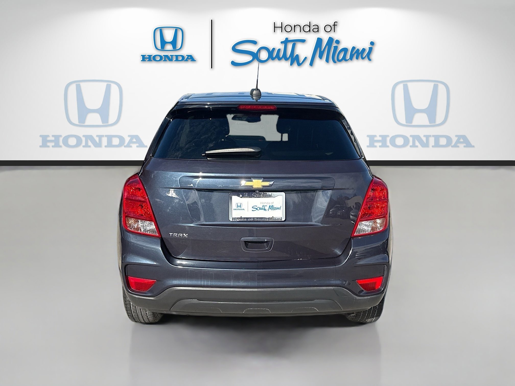 Used 2019 Chevrolet Trax LS w/ Tint and Cruise Package image 5