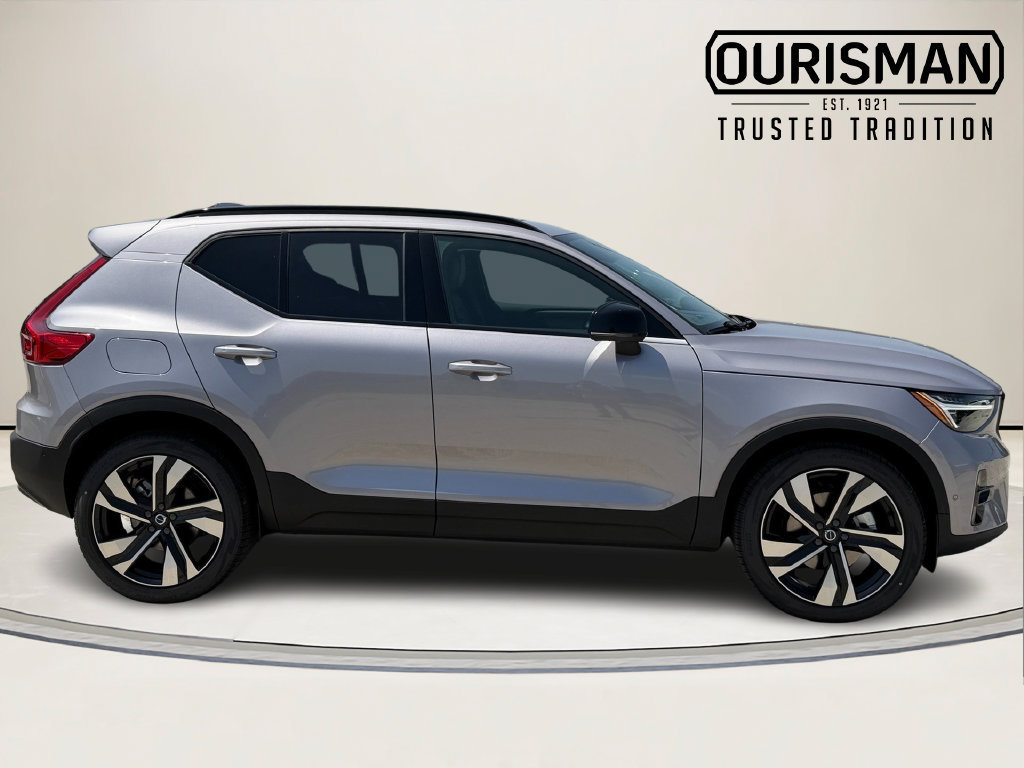 New 2026 Volvo XC40 B5 Plus w/ Climate Package AWD/4WD image 2
