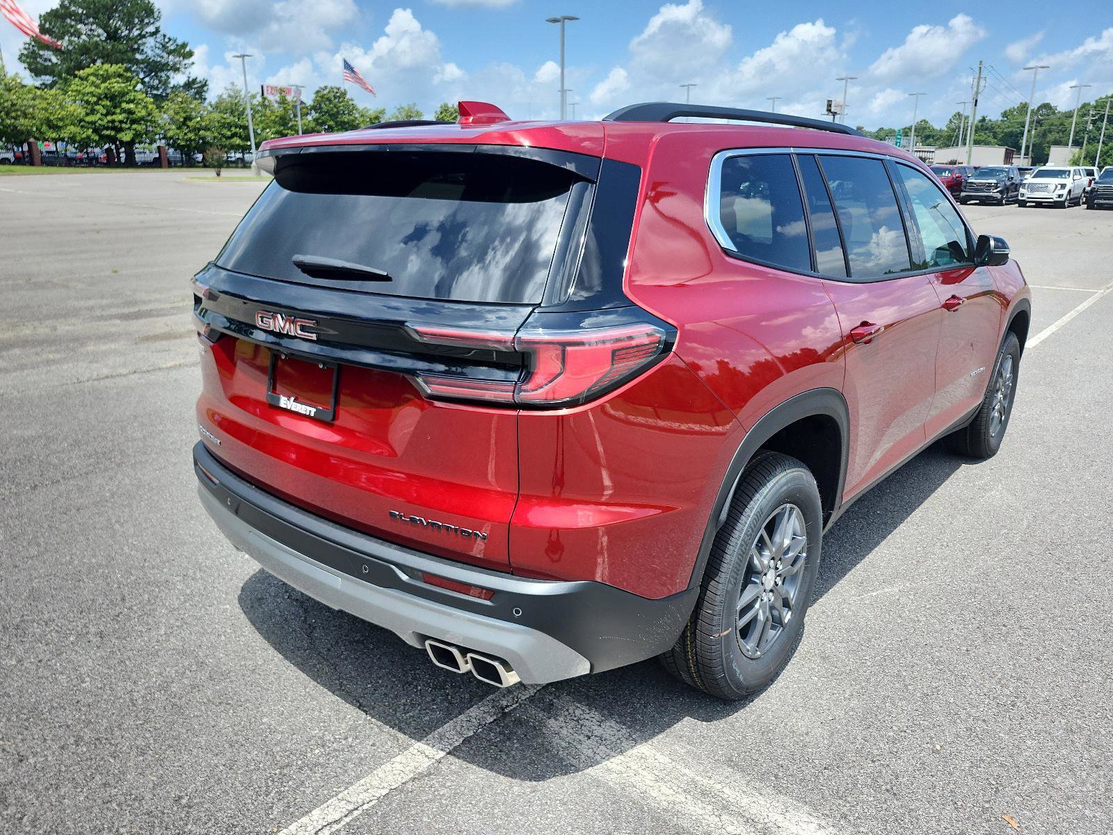 New 2025 GMC Acadia Elevation image 3