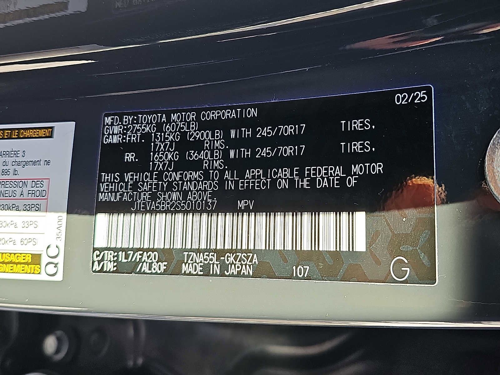 Used 2025 Toyota 4Runner SR5 AWD/4WD image 26