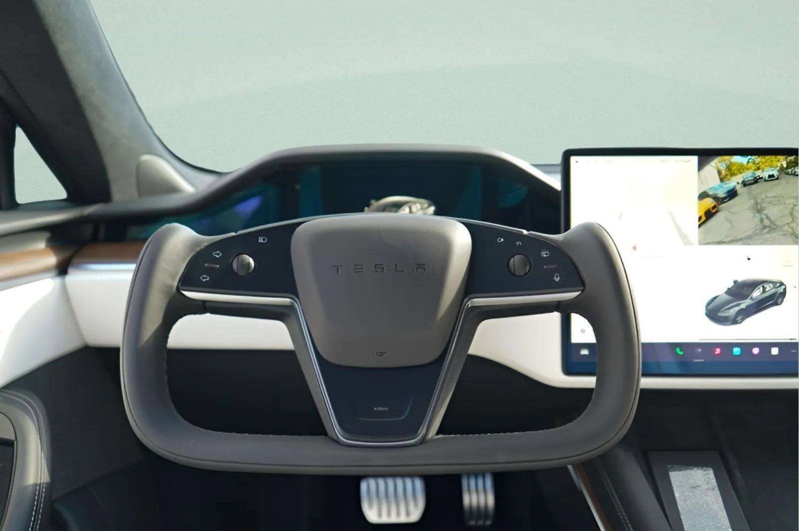 Used 2021 Tesla Model S Plaid image 35