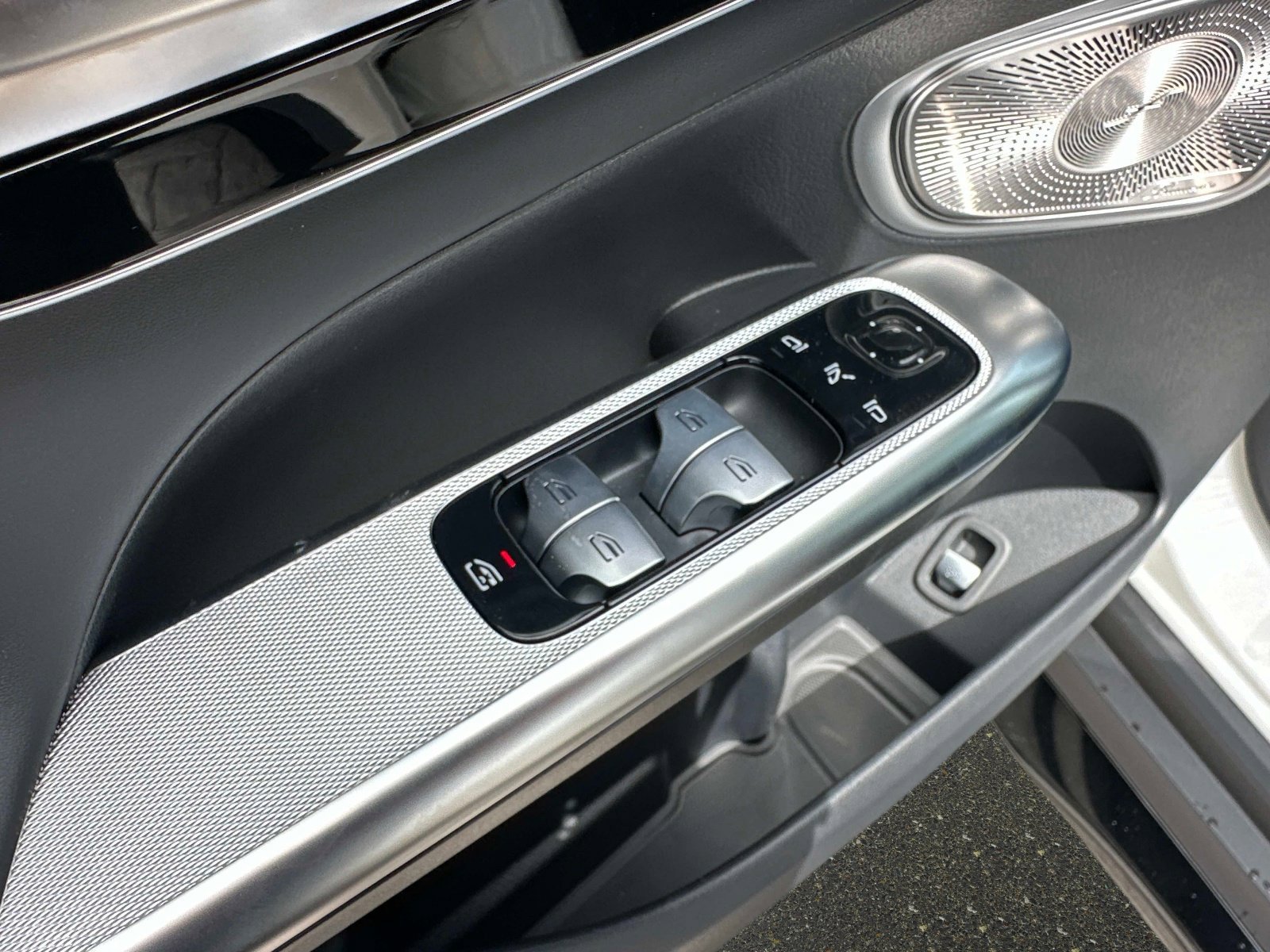 New 2026 Mercedes-Benz GLC 43 AMG 4MATIC Coupe image 18