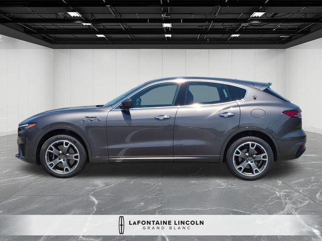 Used 2023 Maserati Levante Modena AWD/4WD image 2