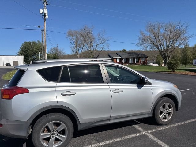 Used 2015 Toyota RAV4 XLE image 7
