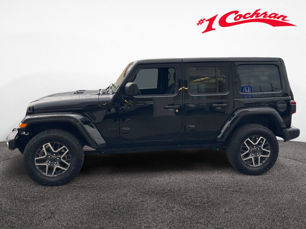 Used 2025 Jeep Wrangler Unlimited Sahara AWD/4WD image 25