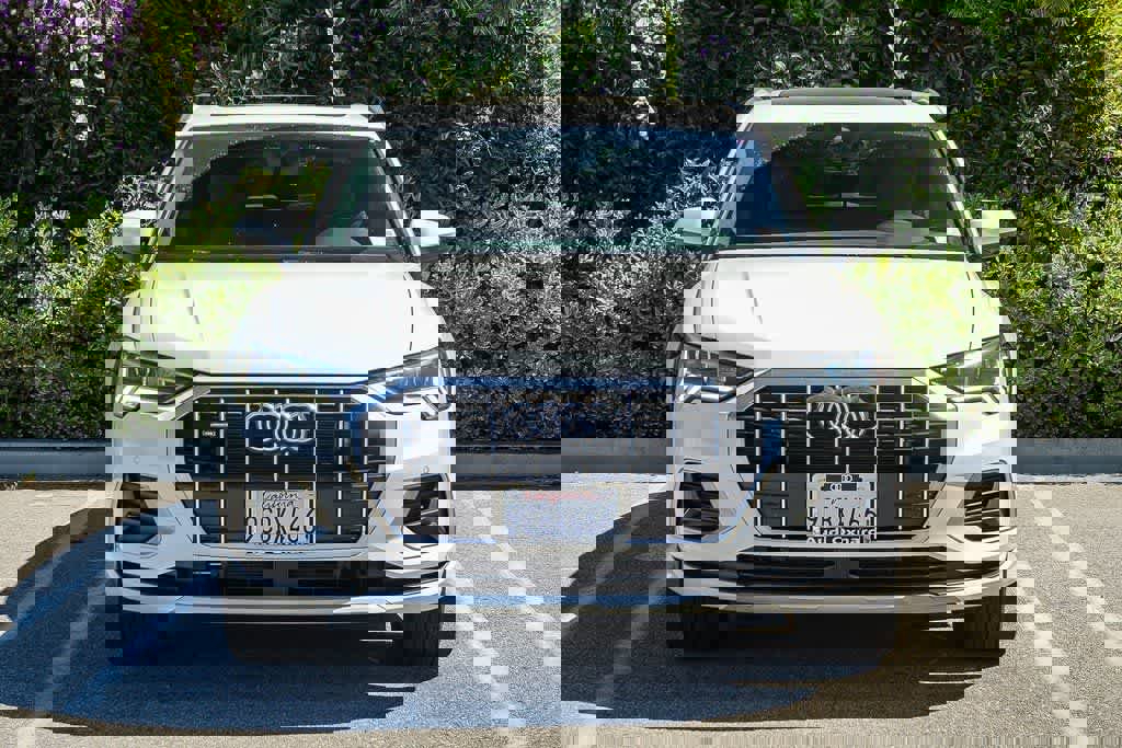 Used 2022 Audi Q3 2.0T Premium Plus image 2