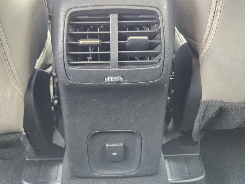 Used 2020 Ford Escape SE FWD image 38