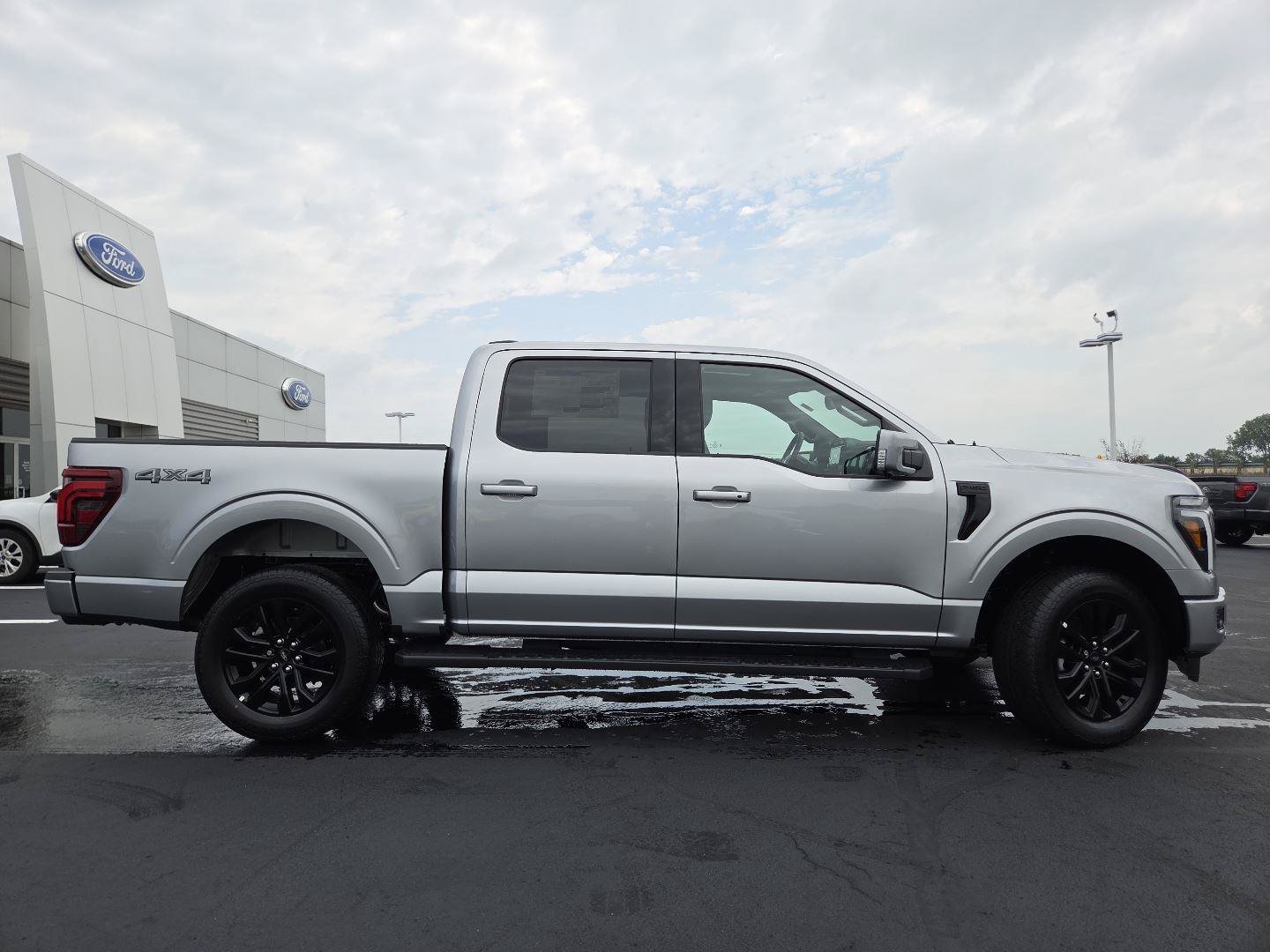 New 2026 Ford F150 Lariat w/ Equipment Group 502A High AWD/4WD image 22