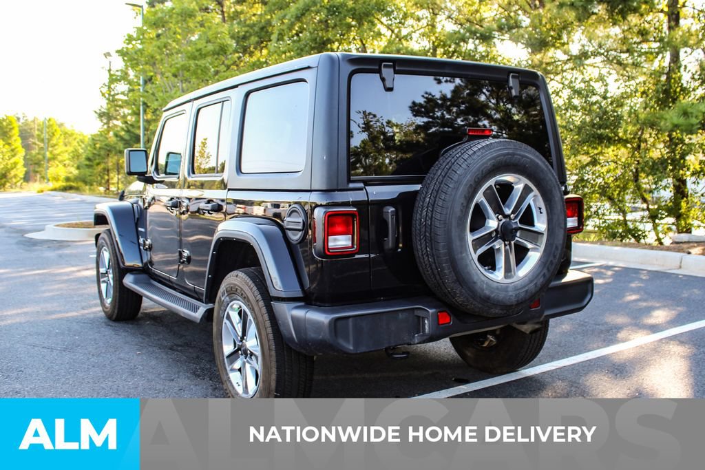Used 2022 Jeep Wrangler Unlimited Sahara AWD/4WD image 4