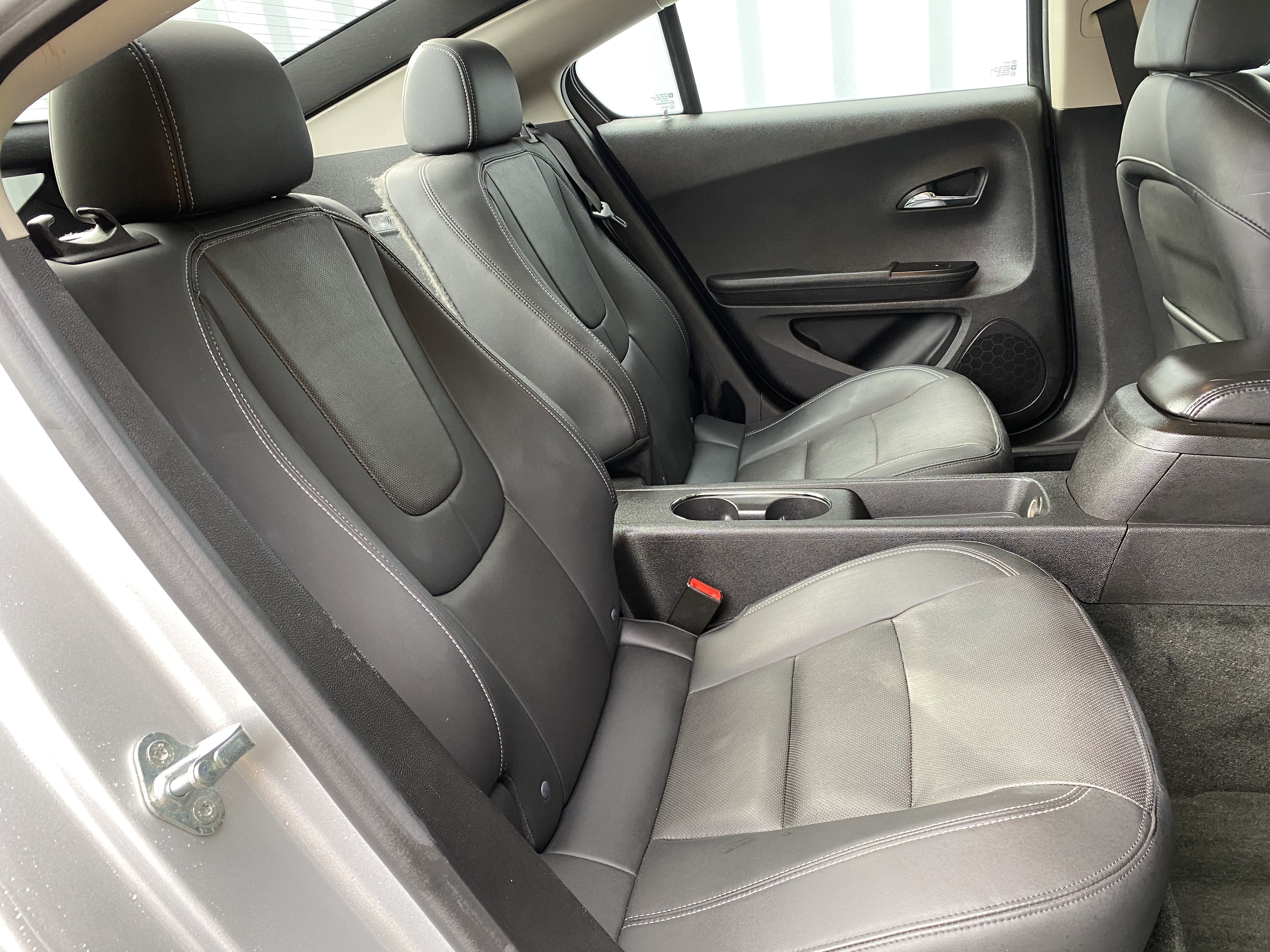 Used 2012 Chevrolet Volt Premium w/ Premium Trim Package FWD image 34