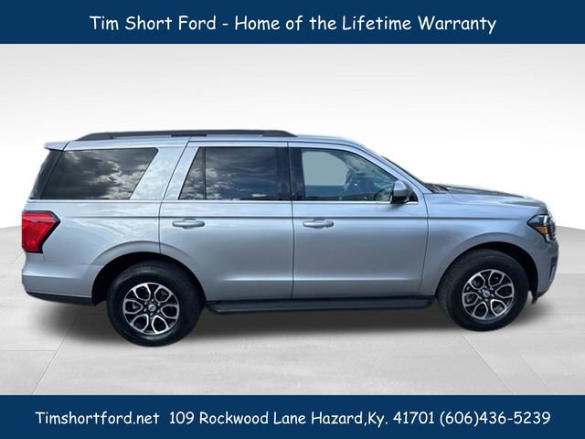 Used 2024 Ford Expedition XLT AWD/4WD image 4