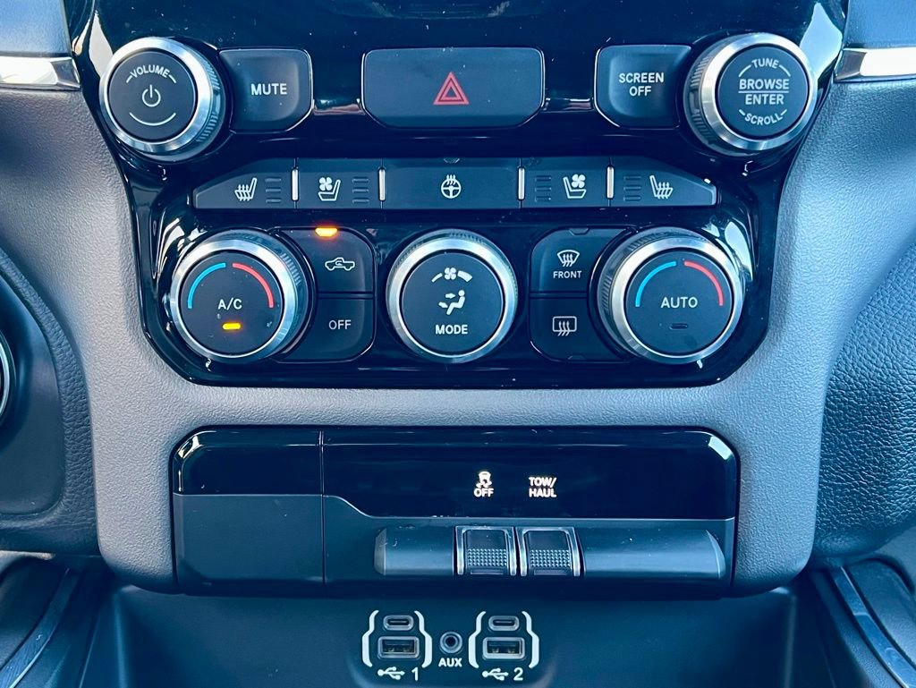 Used 2024 RAM 1500 Laramie image 33