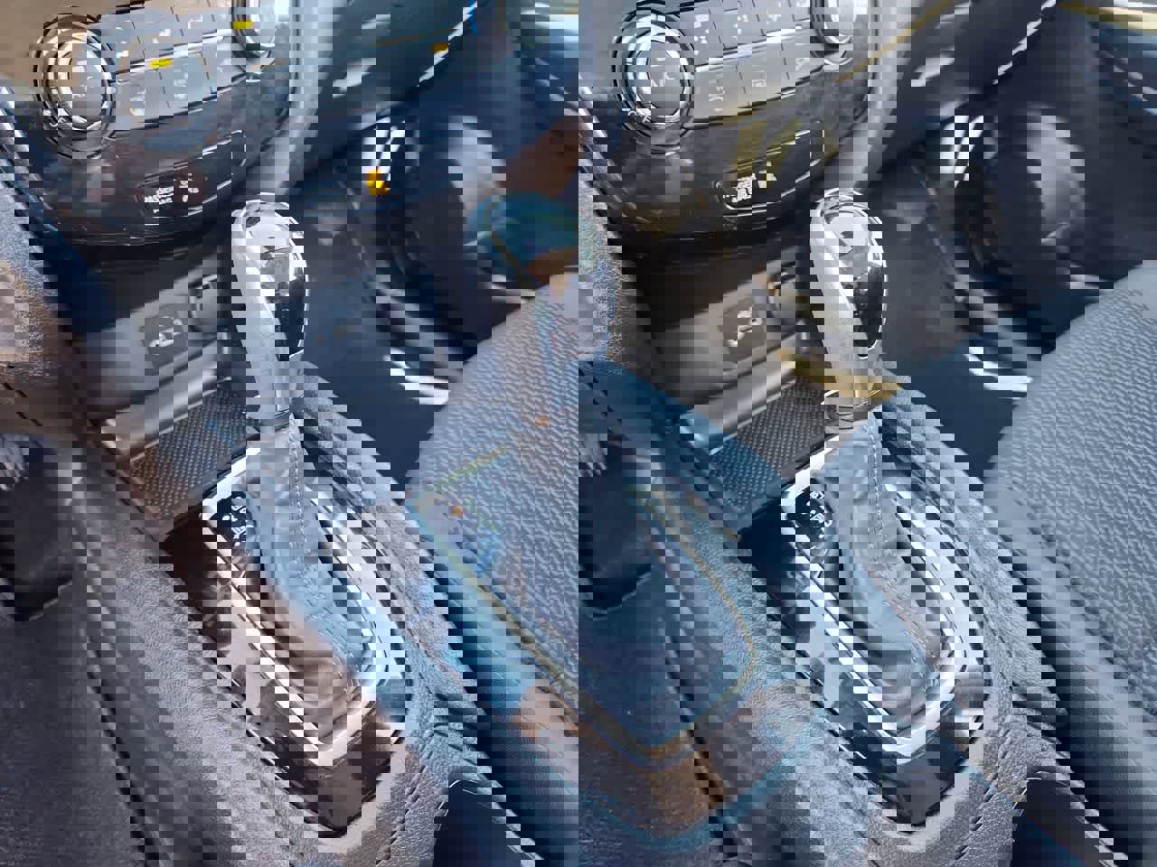 Used 2020 Nissan Rogue Sport S image 21