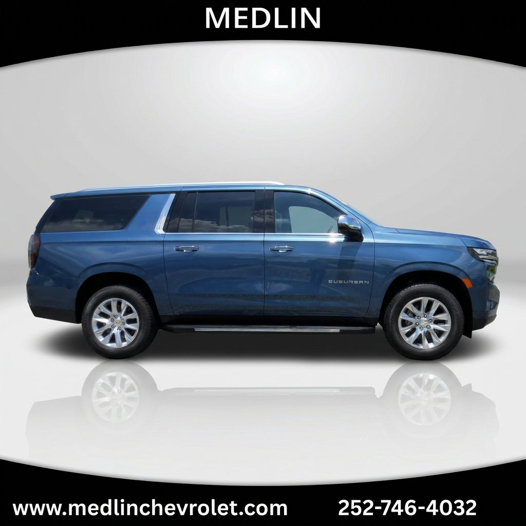 Used 2025 Chevrolet Suburban Premier AWD/4WD image 5