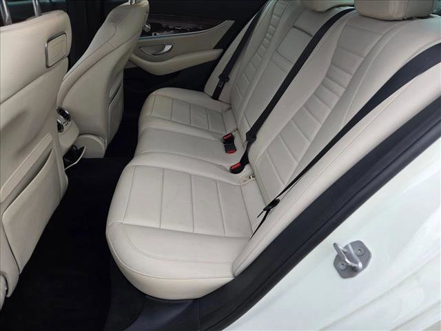 Used 2018 Mercedes-Benz E 300 image 17