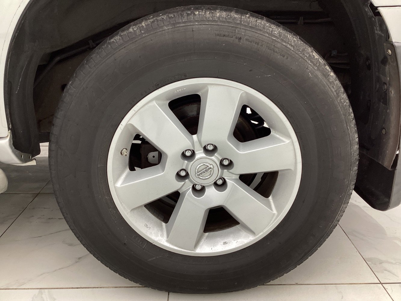 Used 2011 Nissan Pathfinder SV AWD/4WD image 19