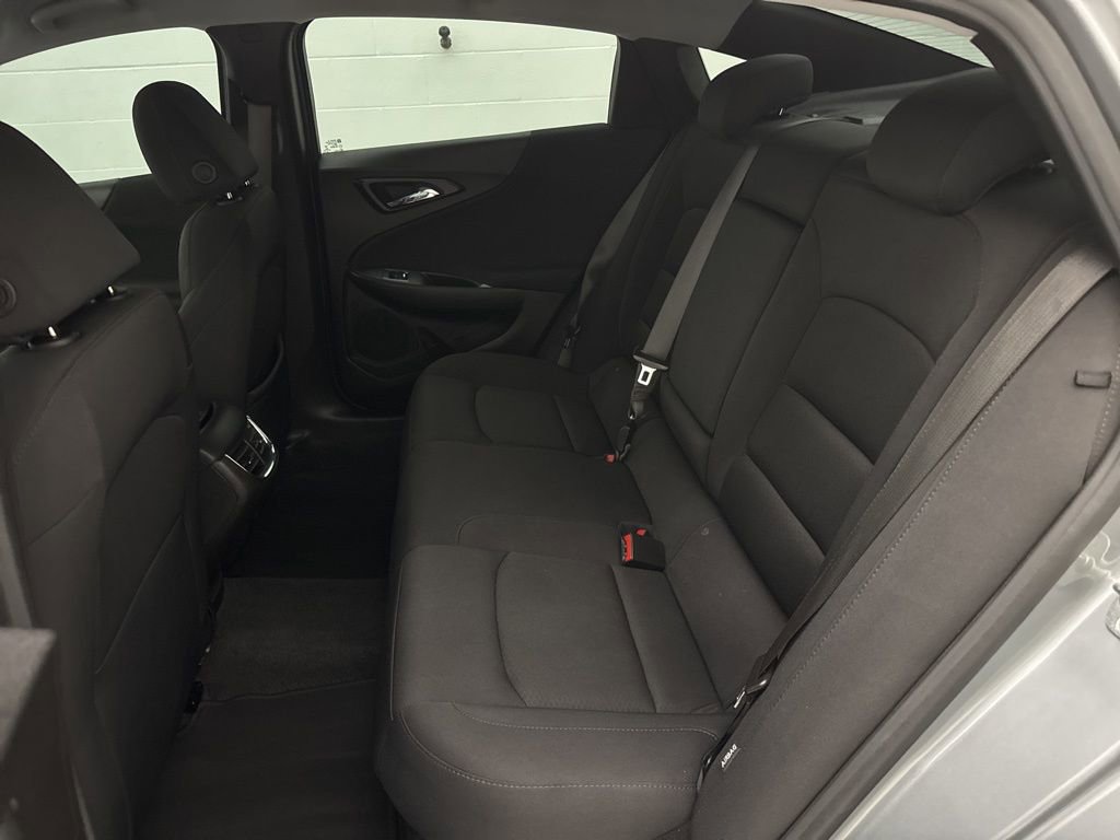 Used 2024 Chevrolet Malibu LT image 31