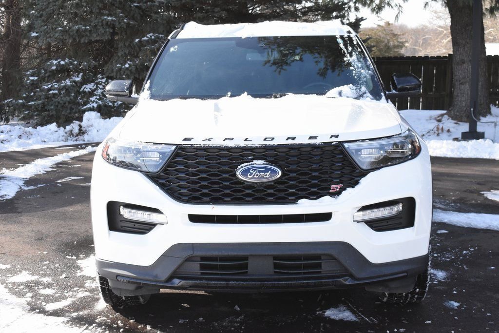 Used 2022 Ford Explorer ST image 2