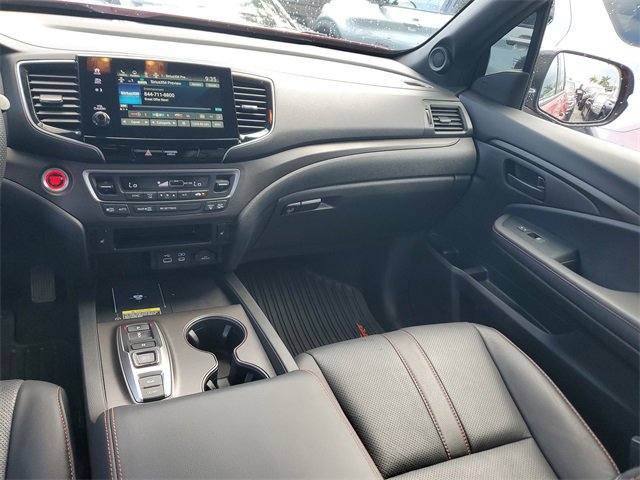Used 2024 Honda Passport TrailSport image 14