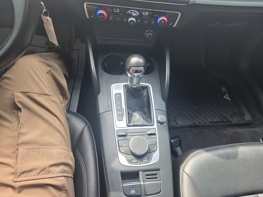 Used 2015 Audi A3 1.8T Premium image 16