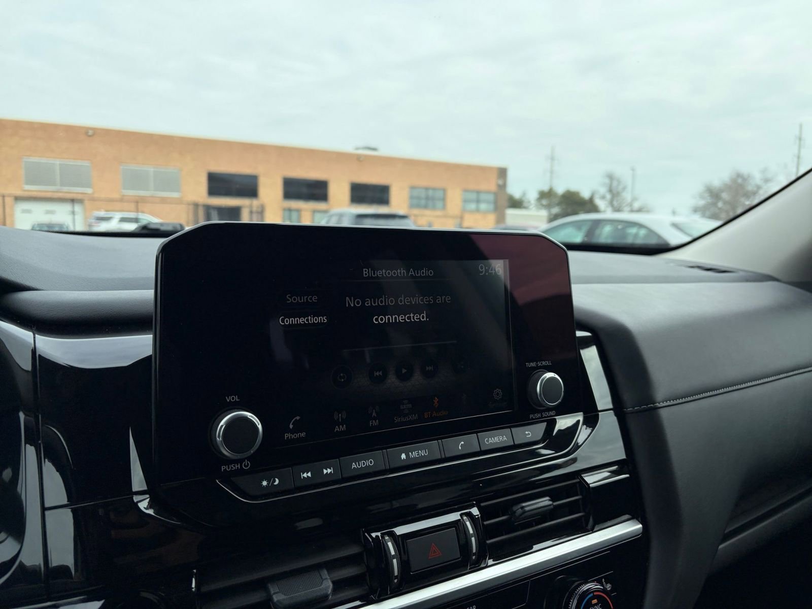 Used 2025 Nissan Pathfinder SV image 20