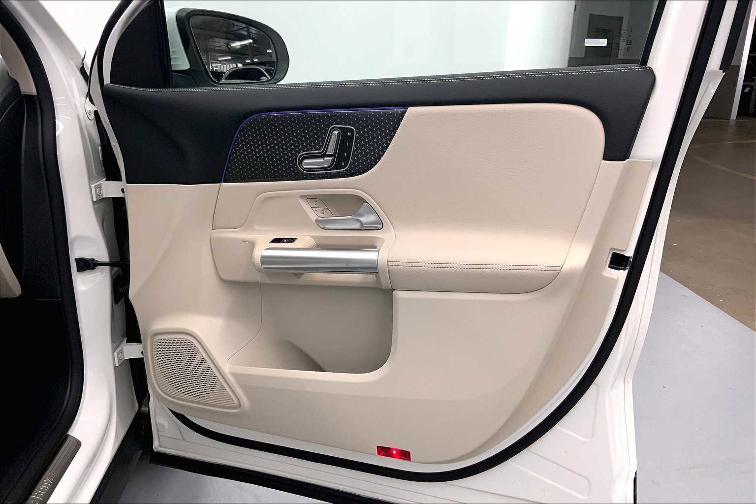 New 2026 Mercedes-Benz GLA 250 GLA 250 image 10