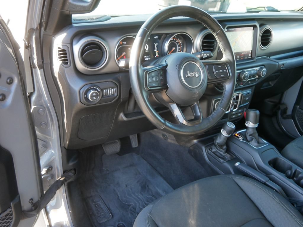 Used 2021 Jeep Gladiator Sport AWD/4WD image 13