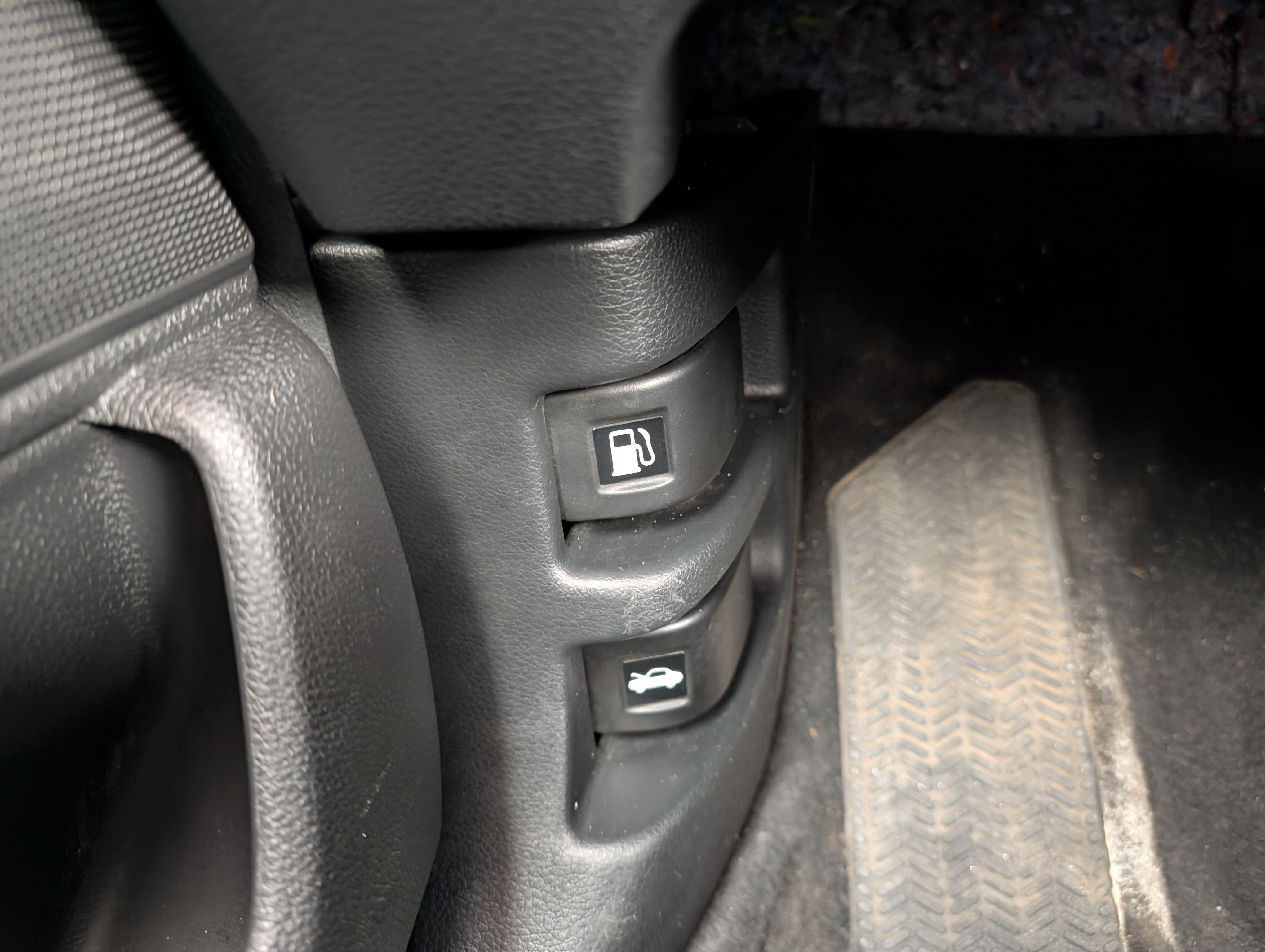 Used 2018 Honda CR-V EX image 25