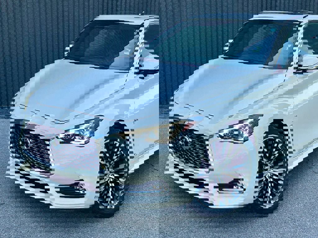 Used 2017 INFINITI Q60 w/ Cargo Package AWD/4WD image 2