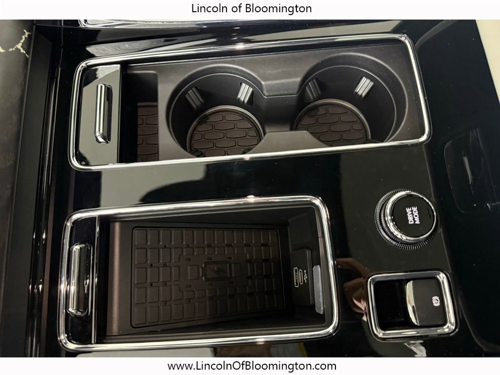 New 2026 Lincoln Aviator Black Label w/ Jet Appearance Package AWD/4WD image 41