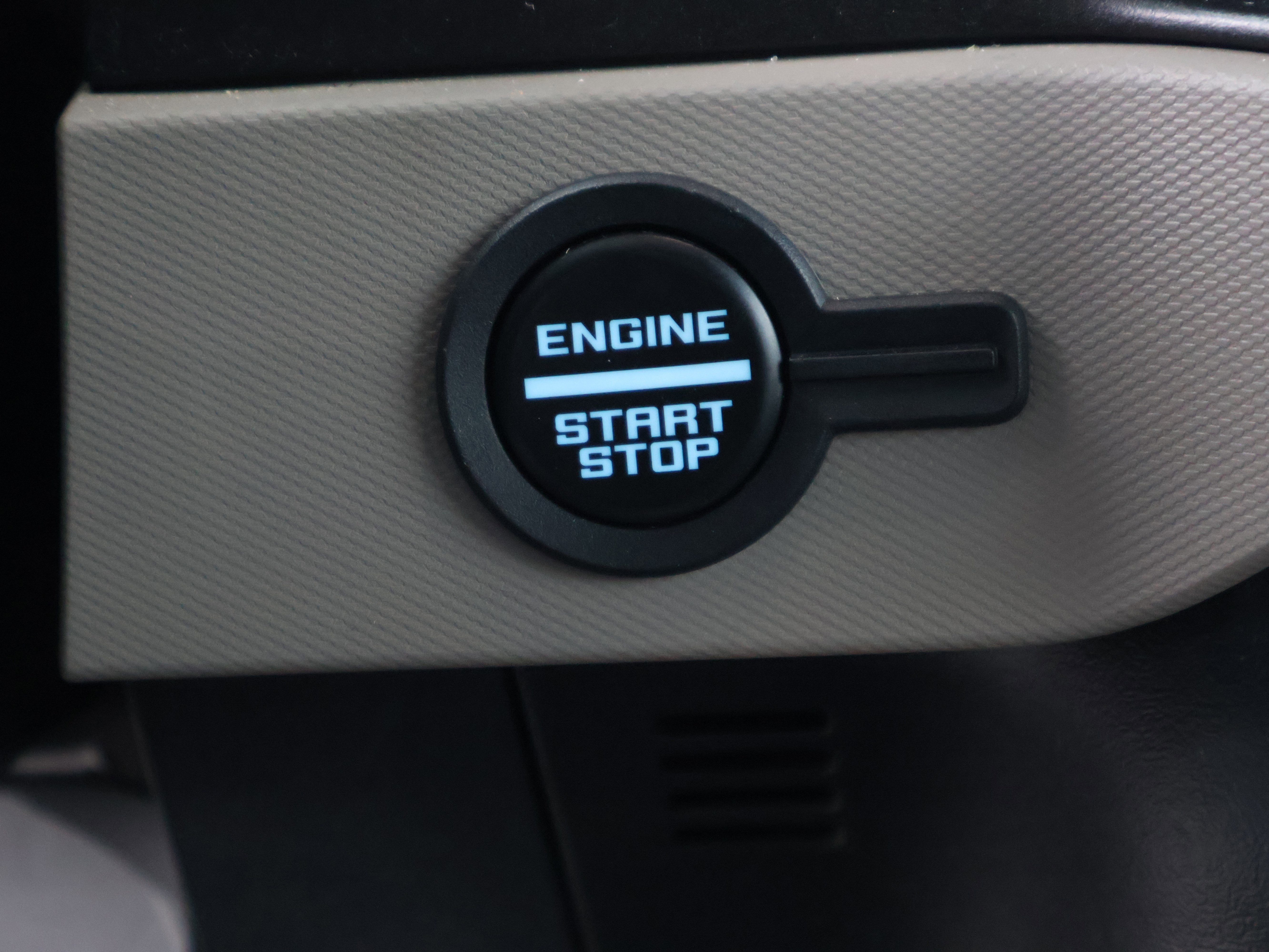 Used 2023 Ford Bronco Wildtrak image 32