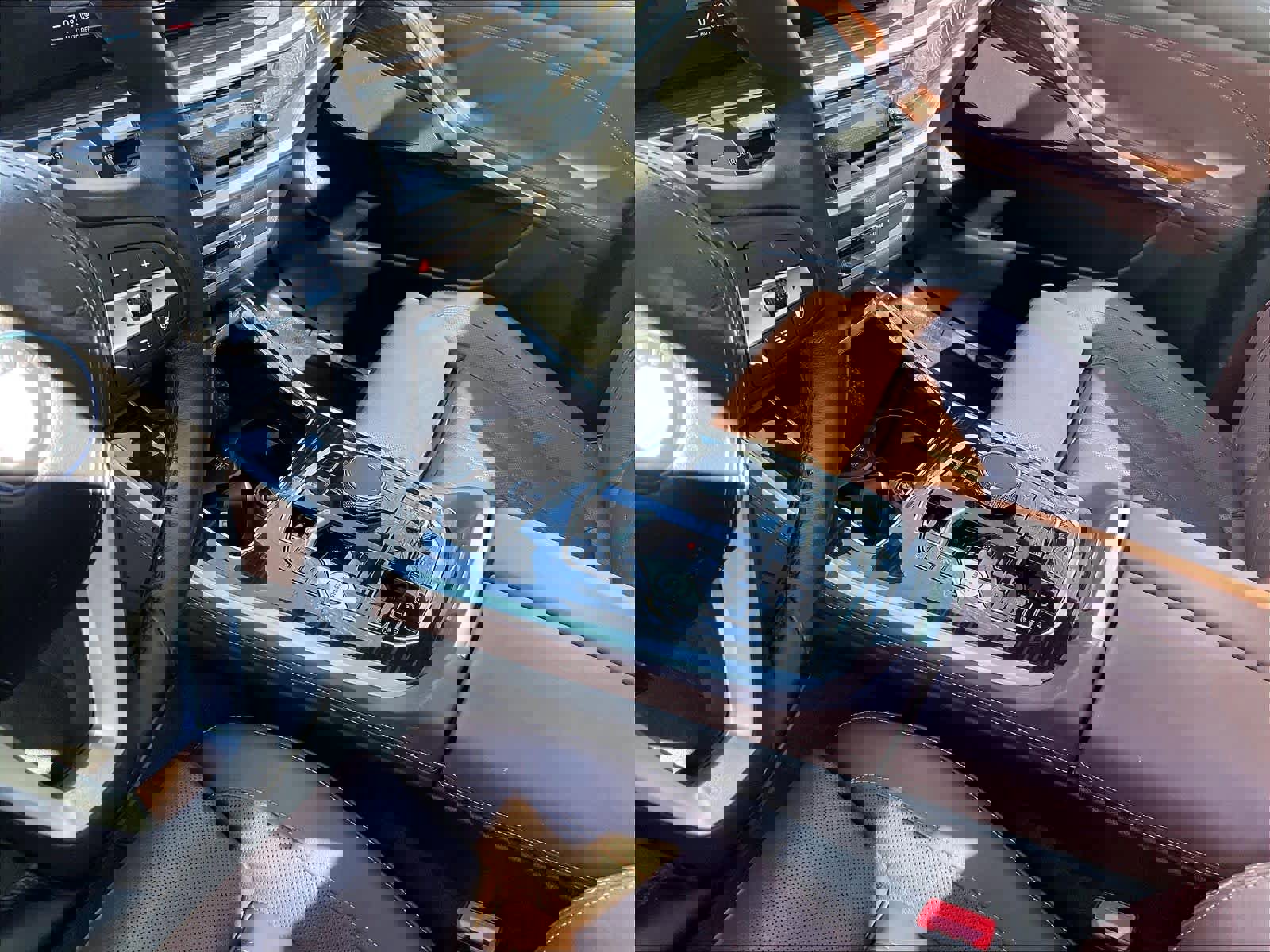 Used 2025 BMW X5 xDrive50e image 21