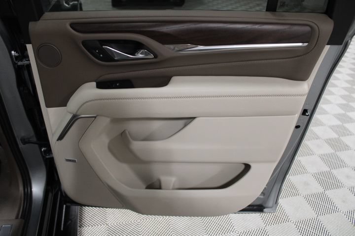 Used 2024 GMC Yukon XL Denali AWD/4WD image 31
