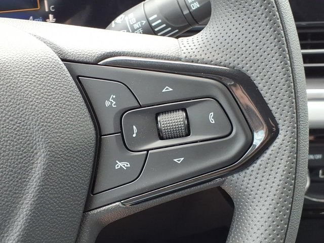 New 2026 Chevrolet Trax LT w/ LPO, Blackout Package FWD image 15