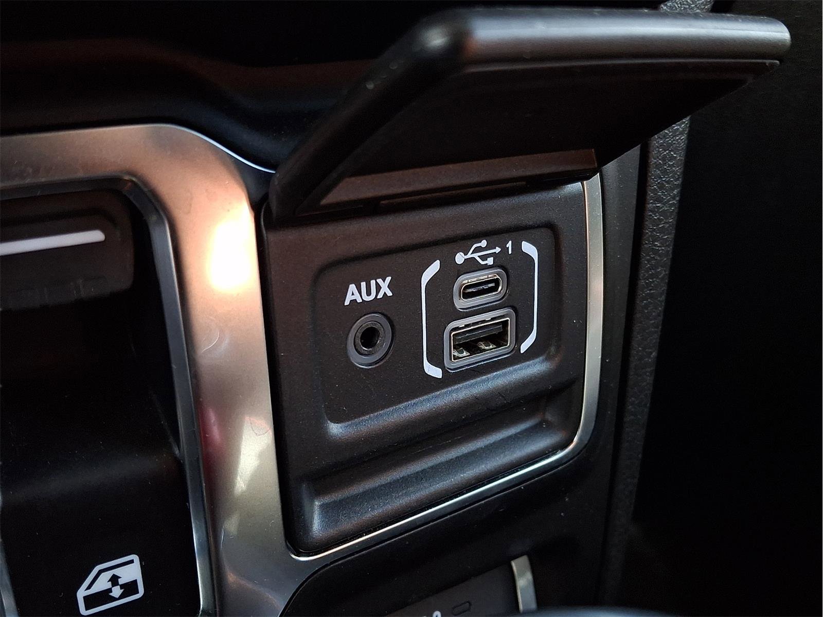 Certified 2024 Jeep Wrangler Rubicon image 26