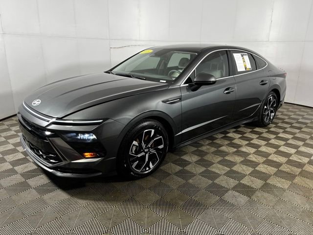 Used 2025 Hyundai Sonata SEL image 1