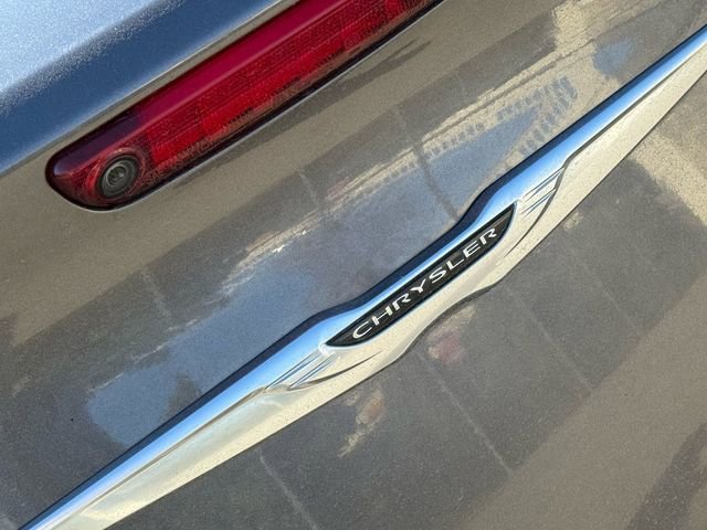 Used 2013 Chrysler 300 S w/ Luxury Group image 10